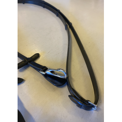 Arctic tack lrtyle svart med krok - svart 16mm COB 135cm