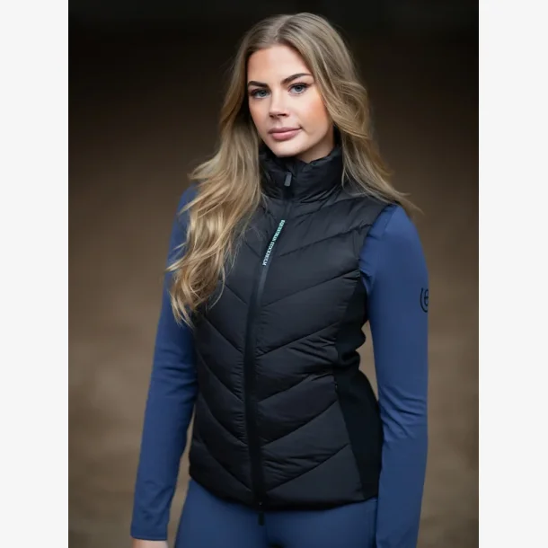 Equestrian Stockholm - Versatile vest i svart